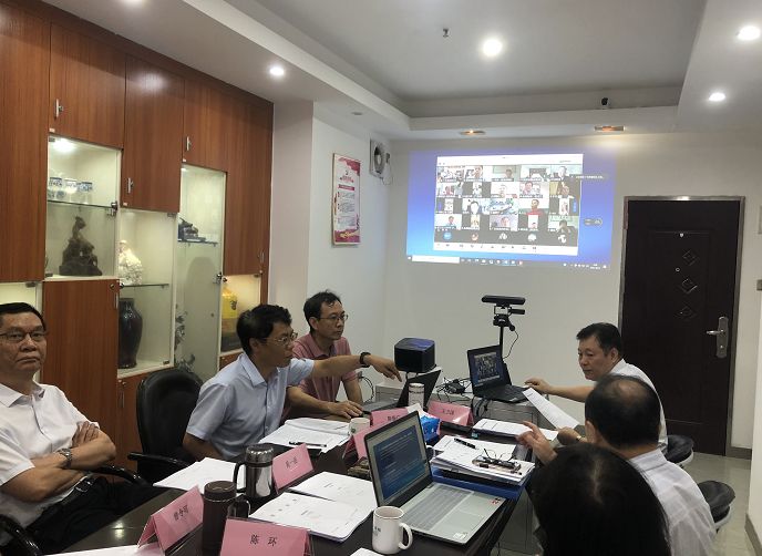 首個(gè)中國(guó)《陶瓷巖板》產(chǎn)品標(biāo)準(zhǔn)通過專家審定_3