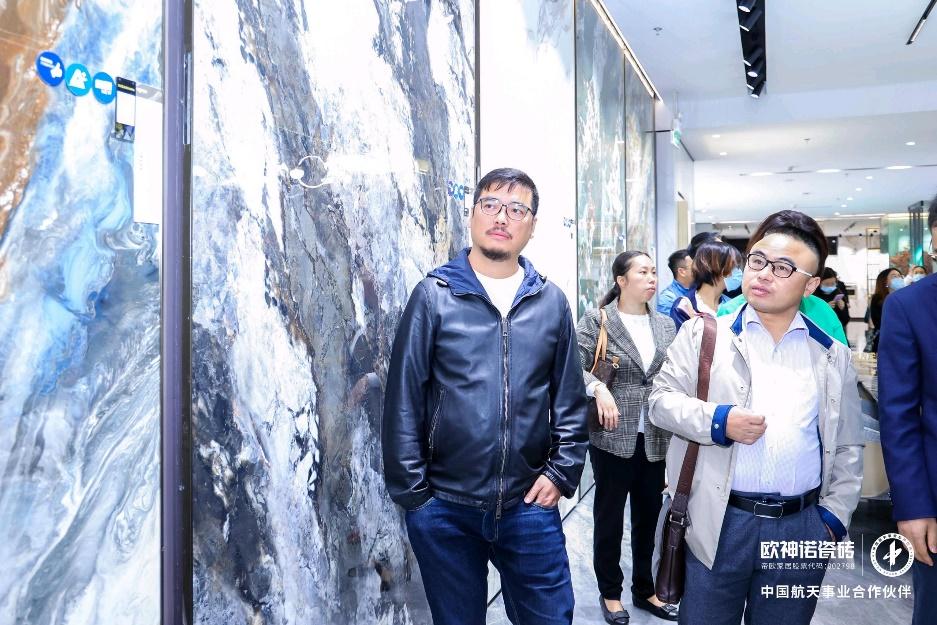 歐神諾5G雙層窯爐巖板智能生產線正式點火！_9