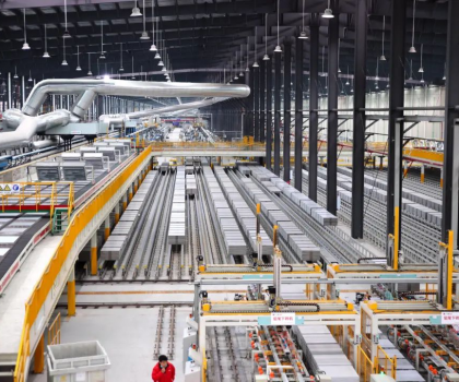 智造未來 綠色共生│東鵬重慶基地新線正式投產(chǎn)，打造建陶新質(zhì)生產(chǎn)力標桿