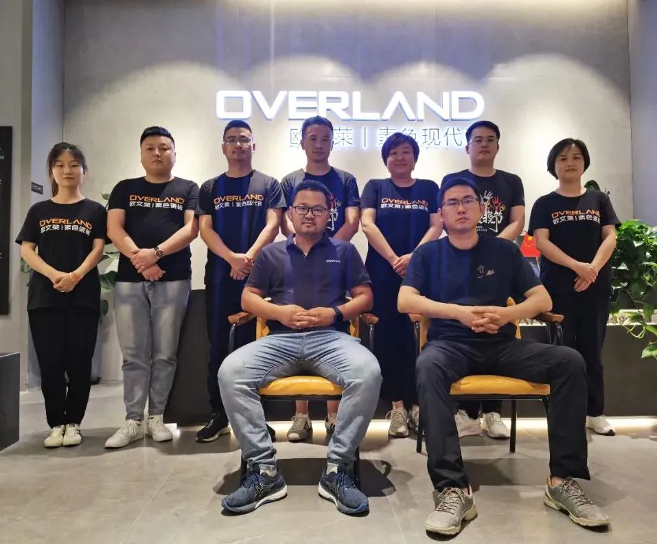 1665558123475192.jpg 戰(zhàn)略布局品牌大零售,歐文萊又一終端體驗(yàn)店盛大開業(yè)13.jpg